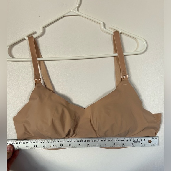 Knix Nursing Bra Size 5 Beige Padded V-Neck Wireless Easy Clips - Picture 3 of 7